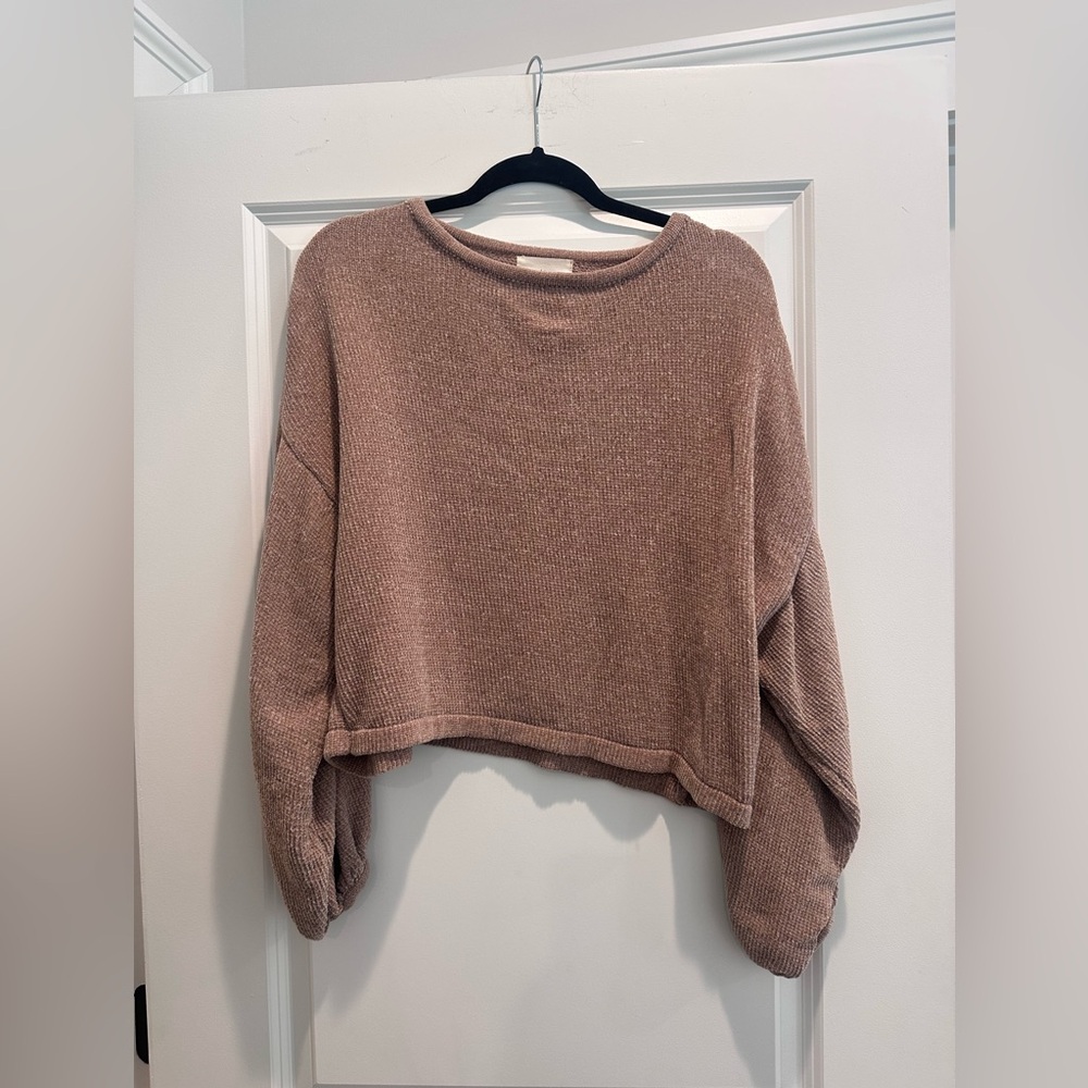 Vestique Women's Sweater in Soft Brown